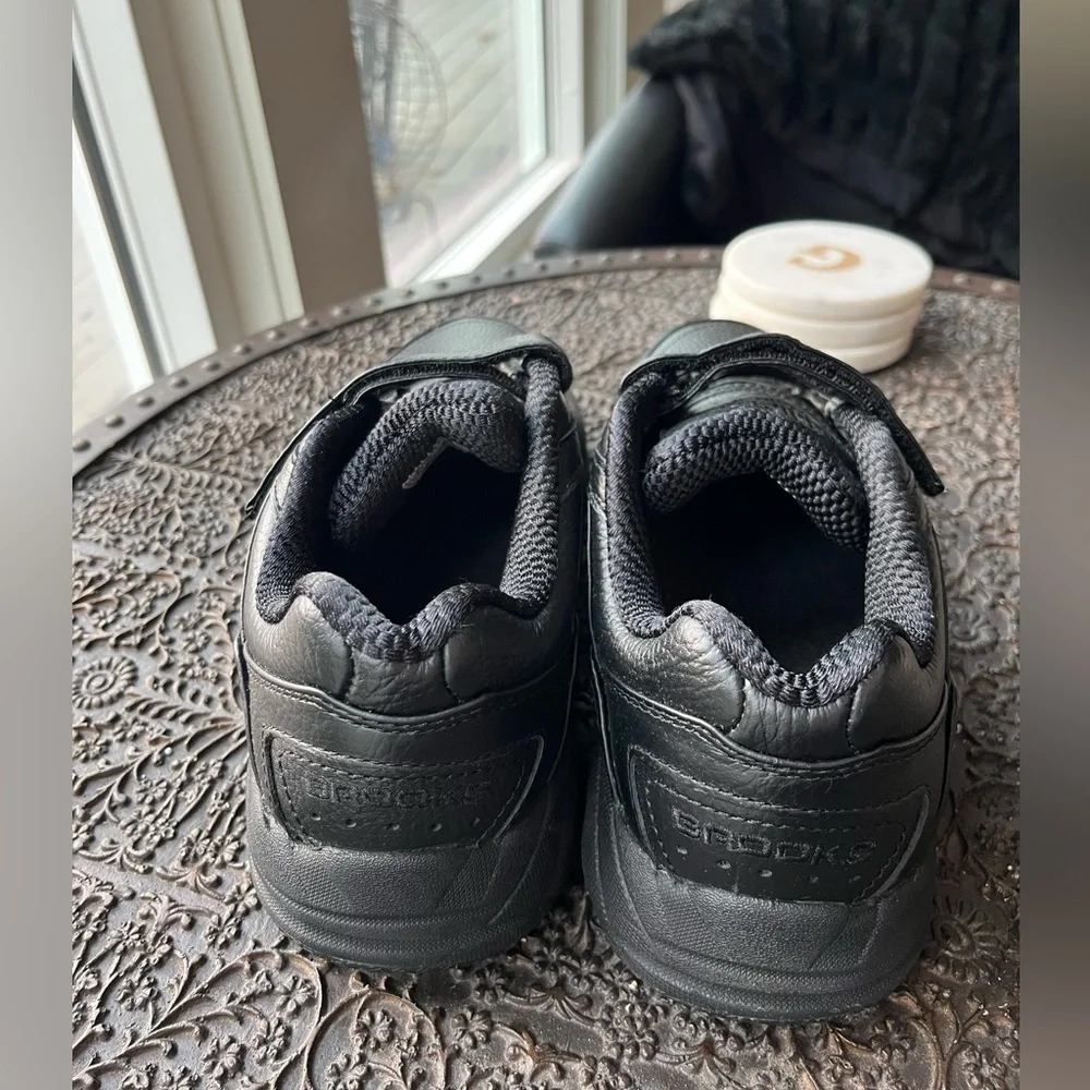 🖤NEW BROOKS ADDICTION WALKER V STRAP WALKING BLACK SHOES 8.5 2E 8.5 EXTRA WIDE - Picture 8 of 11